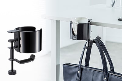 デスクにクランプで固定できる、ドリンクホルダー付きバッグハンガー