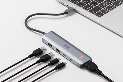 LEDで4K/8K接続がひと目でわかる。 8K/30Hz対応のUSB Type-Cハブ