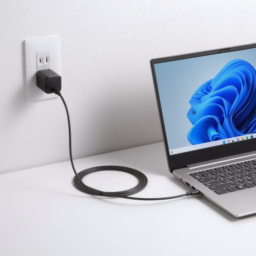 ACA-PD109BK / USB PD対応キューブ型AC充電器（PD45W）