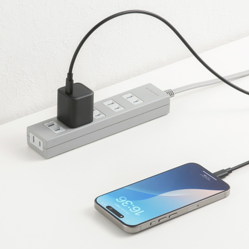 ACA-PD109BK / USB PD対応キューブ型AC充電器（PD45W）