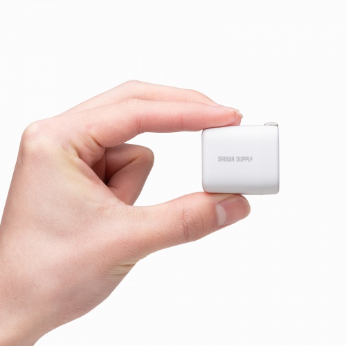 ACA-PD113SETW / USB PD対応キューブ型AC充電器（PD20W・Type-Cケーブル付属）