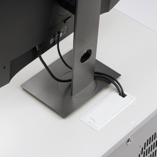 CP-SVD6070GY / 19インチマウント付きデスク（2ポスト・D700）