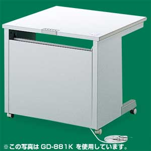 背面