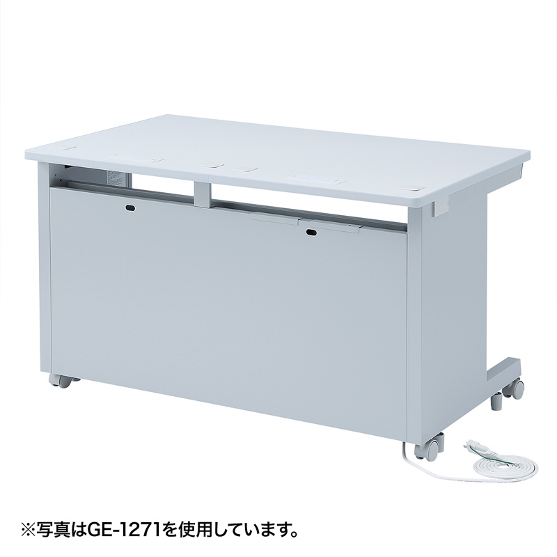 背面
