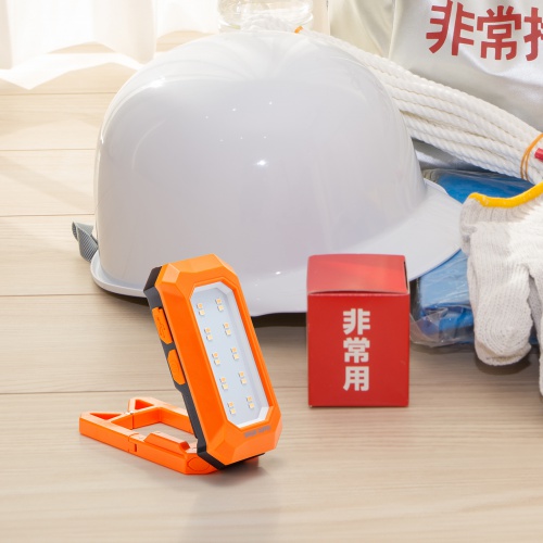 LED-WL1 / 充電式 LED作業灯（フック＋磁石固定）