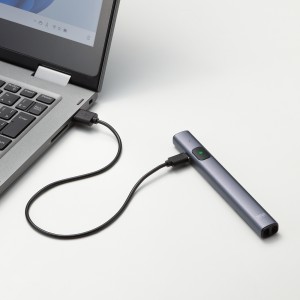 電池交換不要で繰り返し使えるUSB充電式。軽量・スリムなレーザーポインター2種を発売