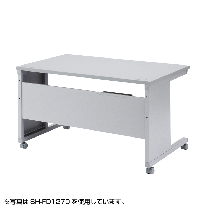 背面