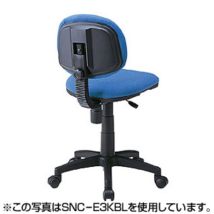 背面