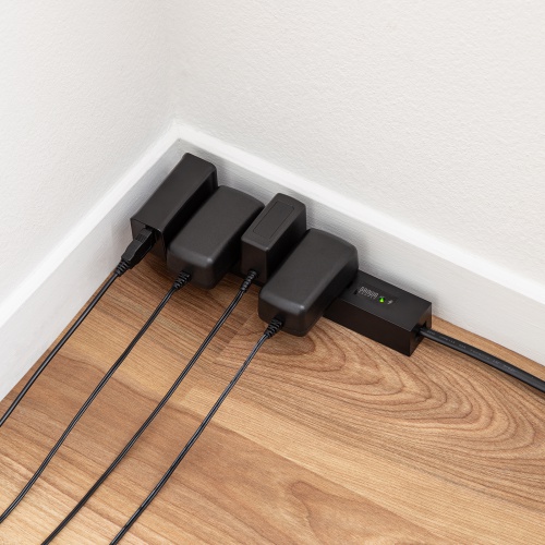 TAP-SPSLIM6MG-2BK / スリムタップ（AC6個口・マグネット付き・雷ガード付き）