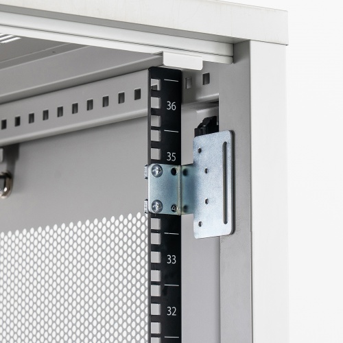 TAP-SVSET2 / サーバーラック用コンセント専用取り付け金具