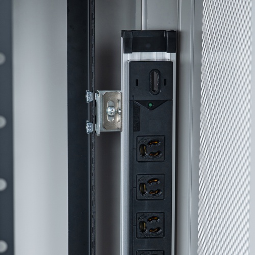 TAP-SVSET / 19インチサーバーラック用コンセント専用取り付け金具