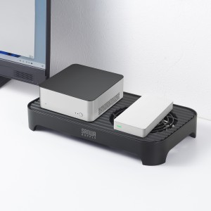 ルーターなどの熱溜まり対策に2個のファンで放熱できる小型クーラーを発売