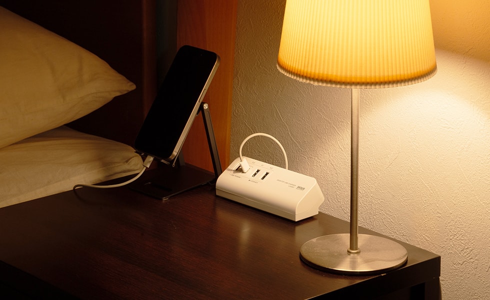 LED非搭載で、暗い場所でもまぶしくならないから寝室にピッタリ！