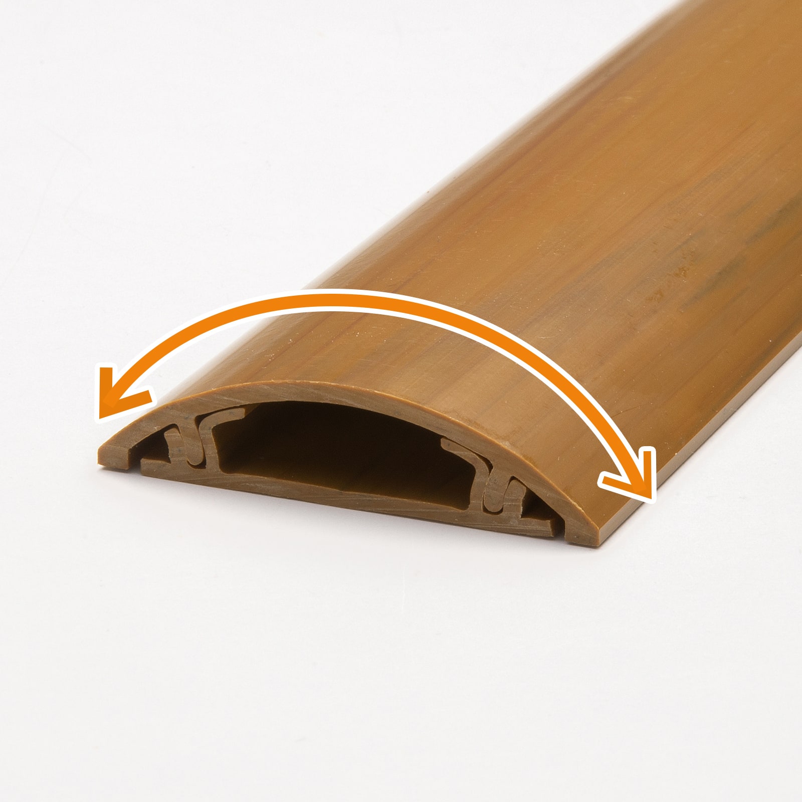 ゆるやかなラウンド形状でつまずき防止