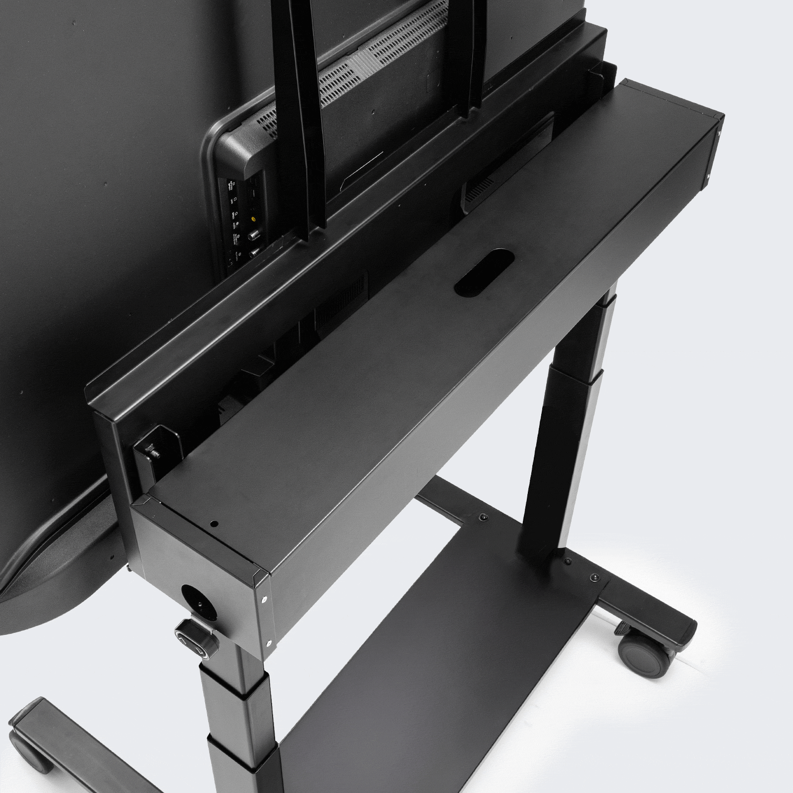 タップトレー付きで見た目スッキリ