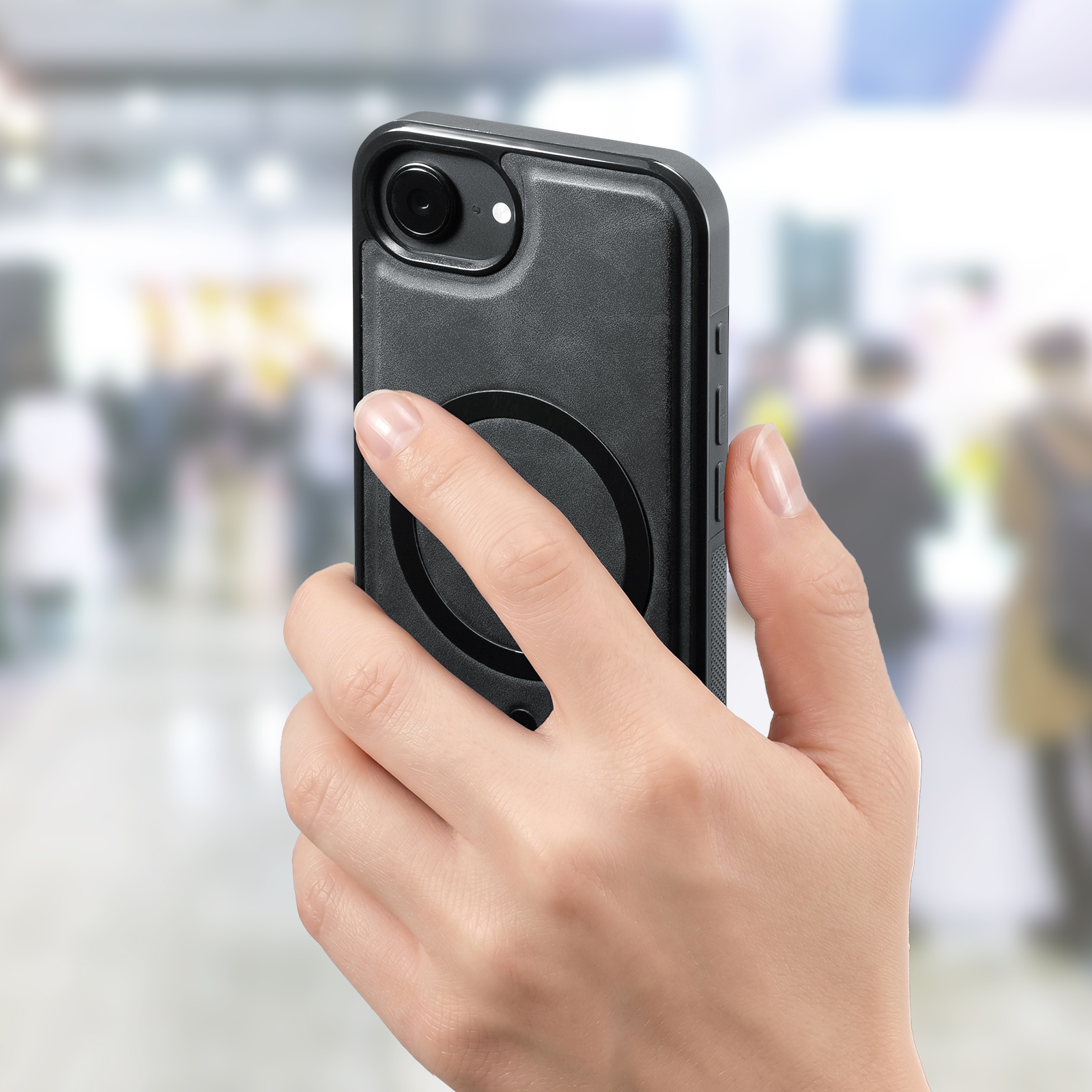 手帳型ケースを外し、スムーズな撮影