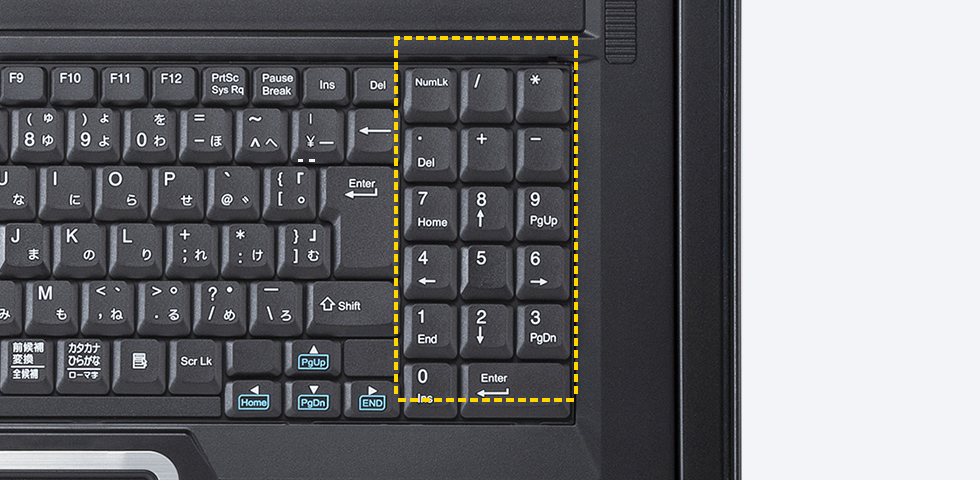 テンキー付きのフルキーボード仕様